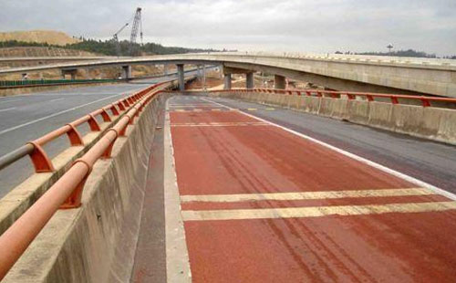 天山轻载防滑路面粘结材料