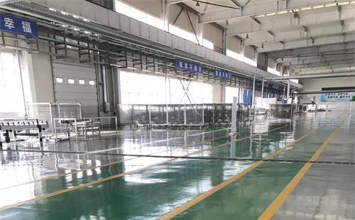 明日大雪：梦得来化工为您打造温暖而坚固的天山环氧地坪